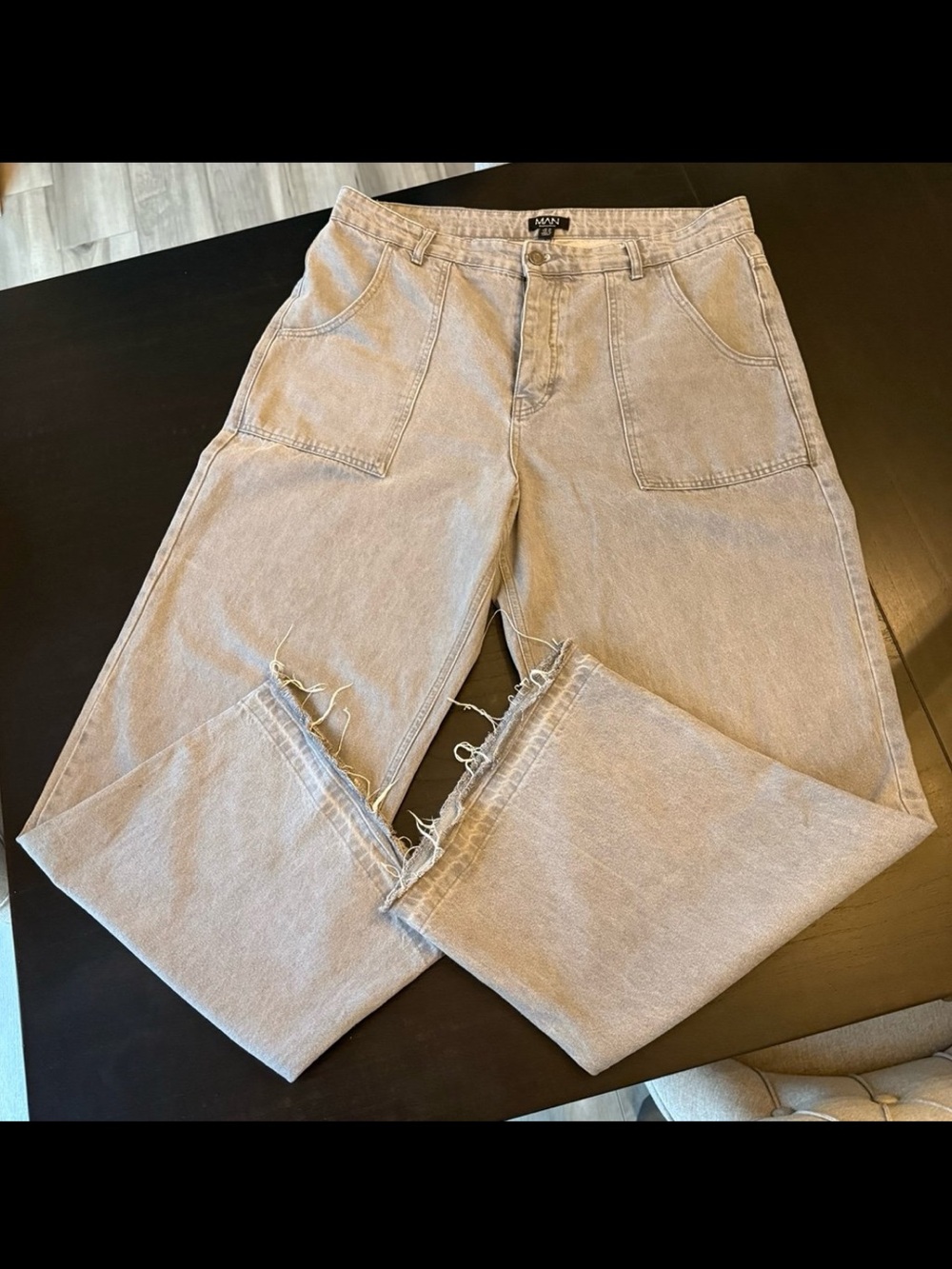 BoohooMAN Gray Baggy Wide Leg Raw Hem Jeans